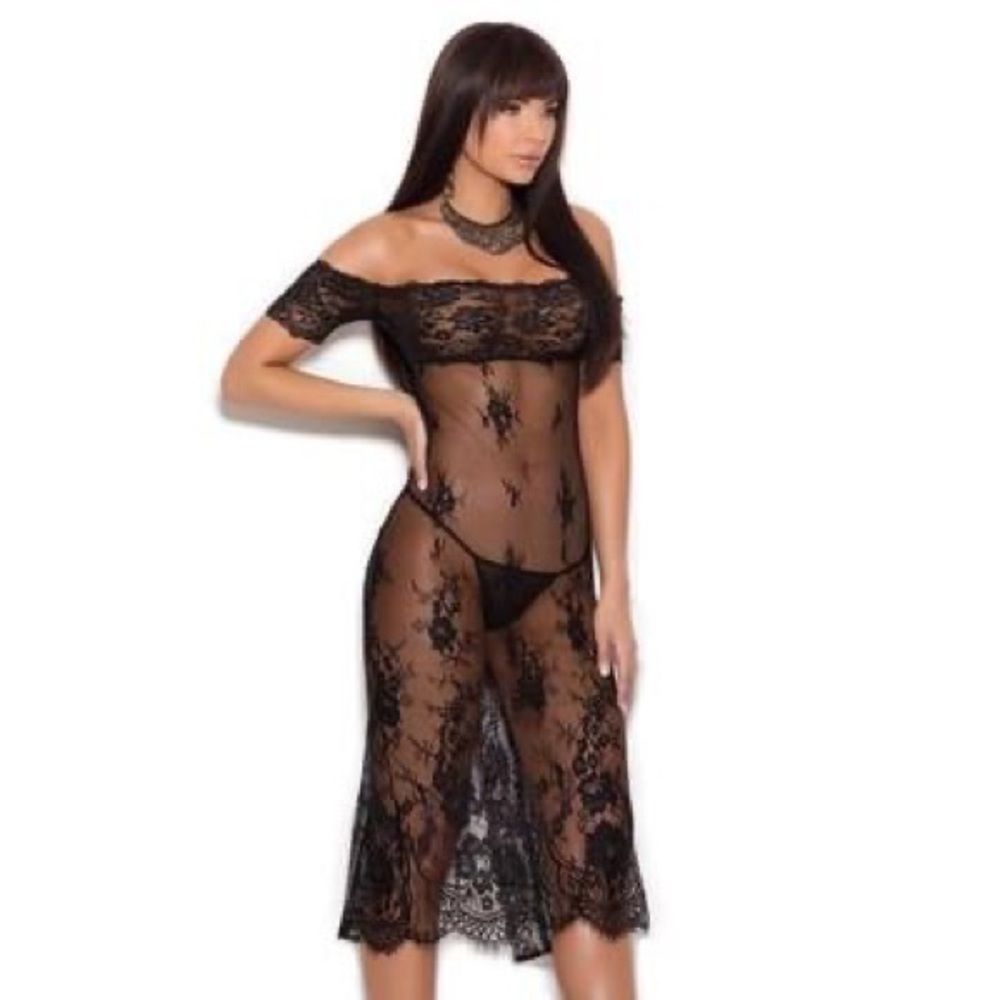 Black Lace Gown (No panty)